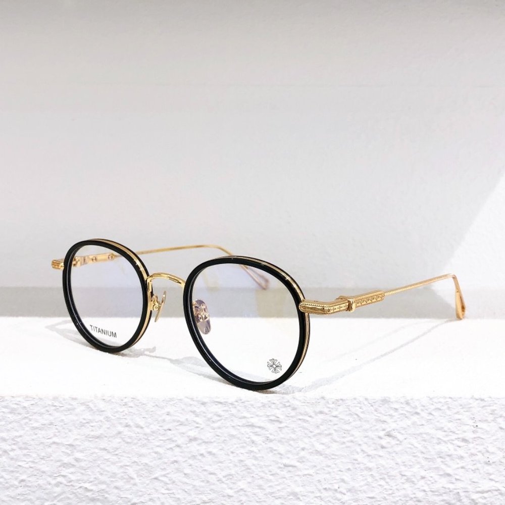 Chrome Hearts fashion eyeglass frame can be matched with the degree of flat gla